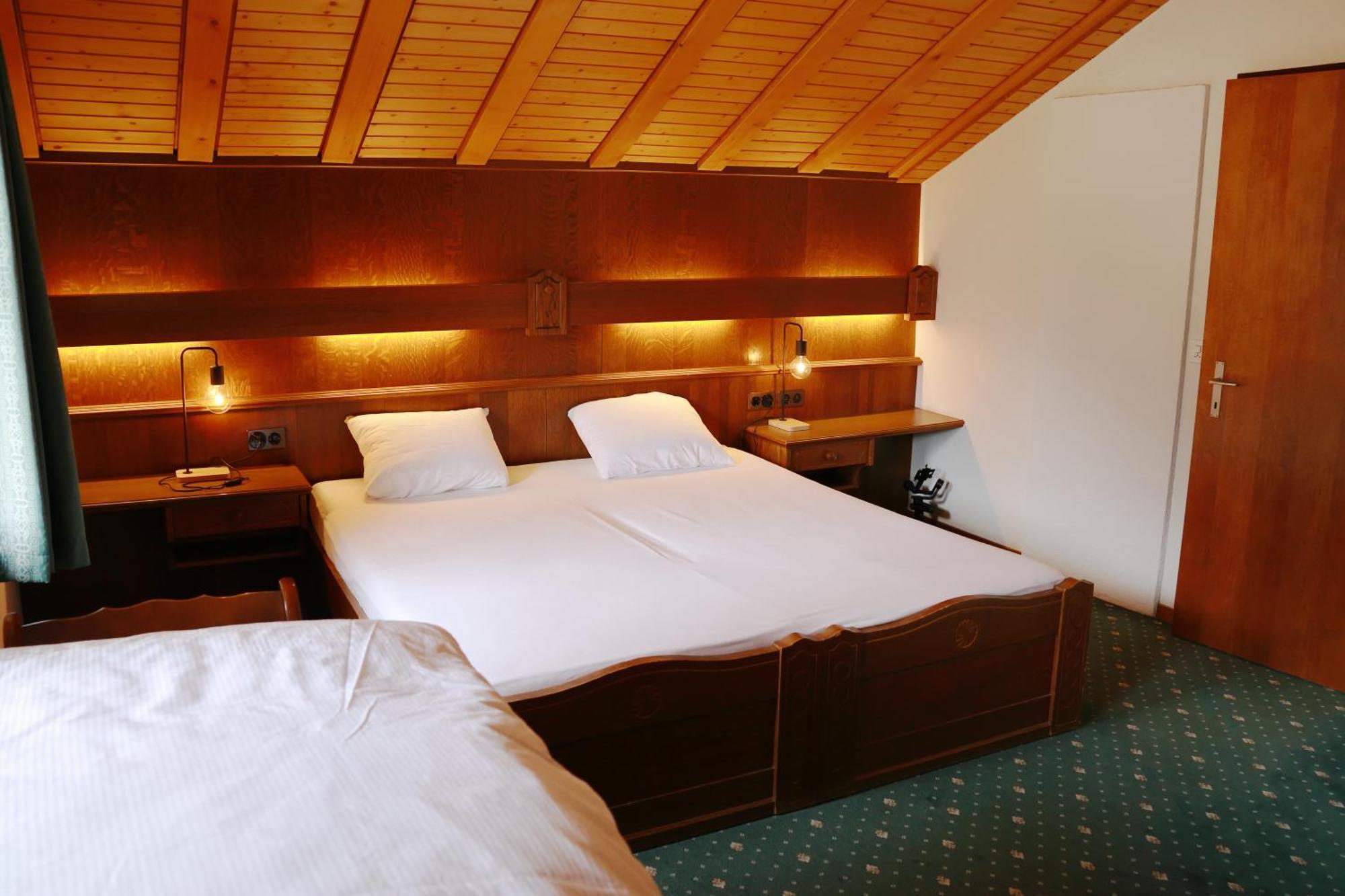 Grichting Hotel & Serviced Apartments Leukerbad Ngoại thất bức ảnh
